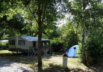 Camping Le Val Fleuri, Camping en Aveyron