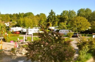 Camping Caravaning "Le Beau Village, Camping dans l'Essonne